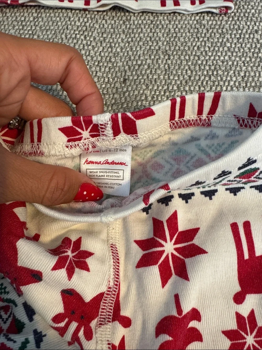 Hanna Andersson Red and White Reindeer Holiday Pajama Set size 6-12 months
